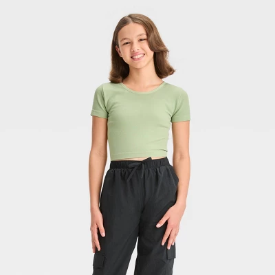 Girls' Short Sleeve Seamless Cropped T-Shirt - Art Class™ 5 Girls' Short Sleeve Seamless Cropped T-Shirt - Art Class™ - Image 5