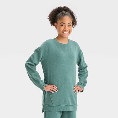 Girls' Oversized Crewneck Pull-Over Sweatshirt - Art Class™ 3 Girls' Oversized Crewneck Pull-Over Sweatshirt - Art Class™ - Image 3