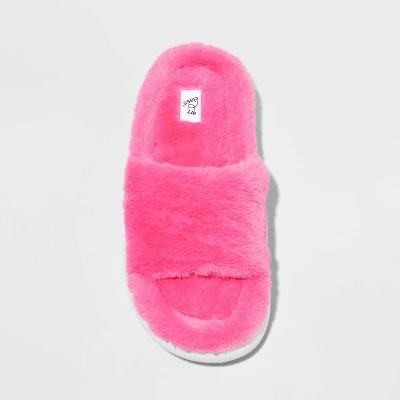 Kids' Tasha Platform Slide Slippers - Art Class™ Hot Pink 2 Kids' Tasha Platform Slide Slippers - Art Class™ Hot Pink - Image 2