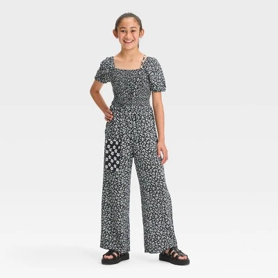 Girls' Short Sleeve Smocked Jumpsuit - Art Class™ 2 Girls' Short Sleeve Smocked Jumpsuit - Art Class™ - Image 2