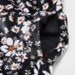 Girls' Hooded Shearling Gown - Art Class™ 9 Girls' Hooded Shearling Gown - Art Class™ -Daily Kid Wear Shop GUEST 735c7851 daf4 4339 9d64 a9f1525c5407