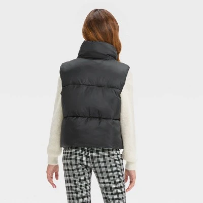 Girls' Boxy Puffer Vest - Art Class™ 1 Girls' Boxy Puffer Vest - Art Class™