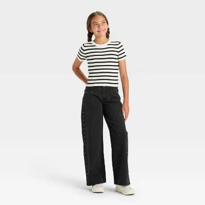 Girls' Mid-Rise Loose Slouchy Wide Leg Jeans - Art Class™ 2 Girls' Mid-Rise Loose Slouchy Wide Leg Jeans - Art Class™ - Image 2
