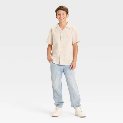 Boys' Short Sleeve Woven Button-Down Shirt - Art Class™ 2 Boys' Short Sleeve Woven Button-Down Shirt - Art Class™ - Image 2